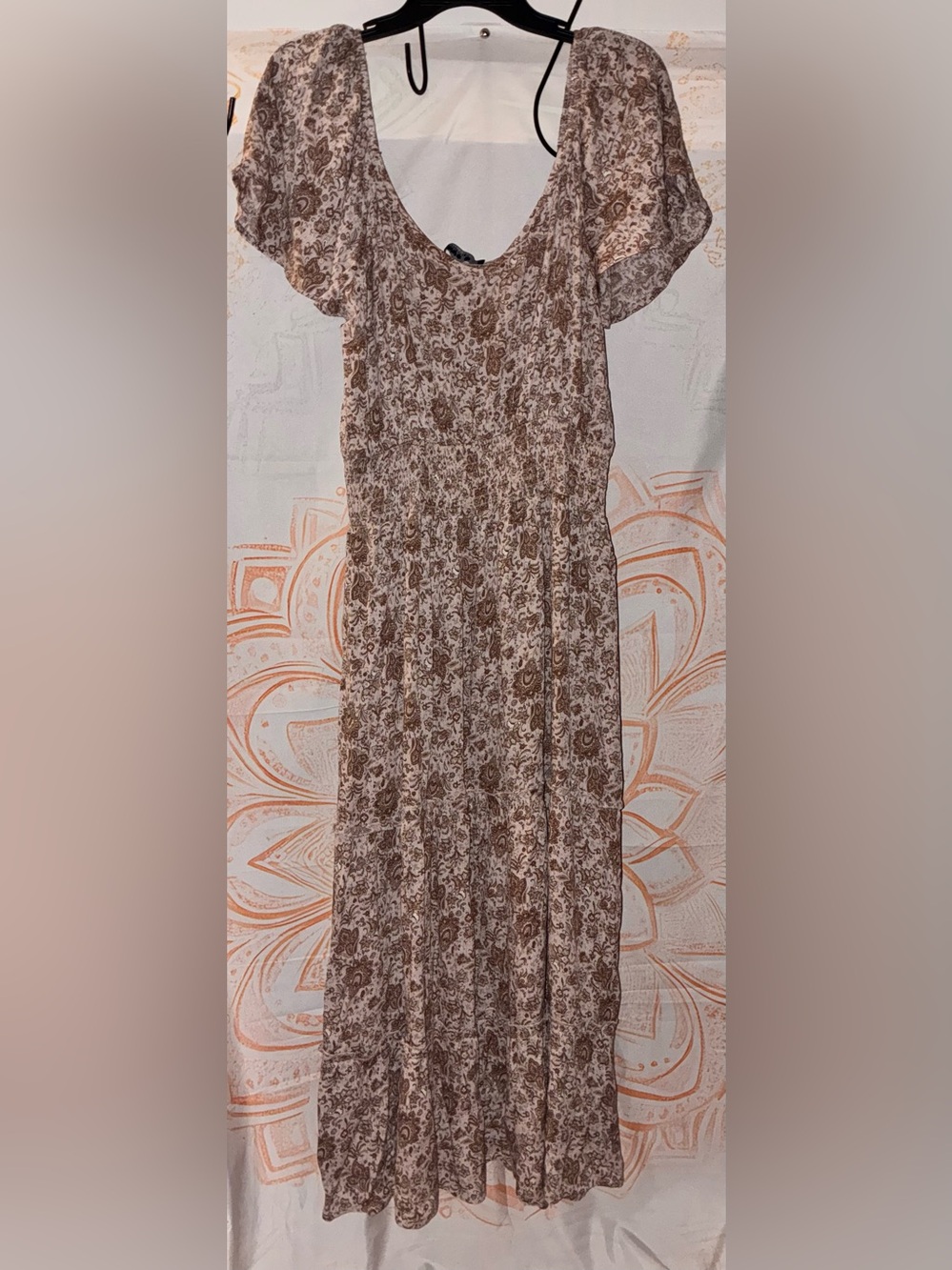 Women’s Brown Floral Maxi Dress - Elegant Scoop Neck